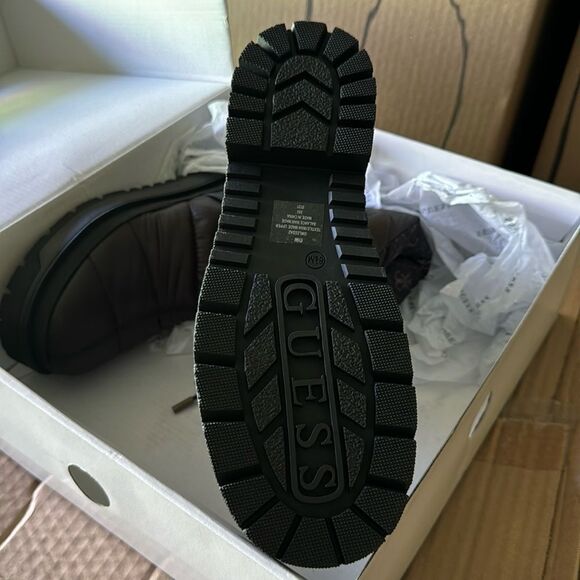 GUESS Leeda Padded Ankle Boot in Black - Picture 3 of 5